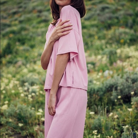 Bentley Ribbed Set - Picture 5 of 5